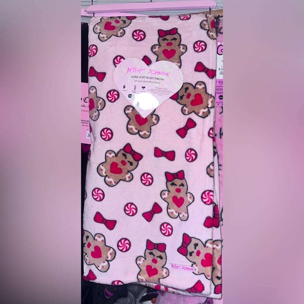 Betsey Johnson gingerbread blanket